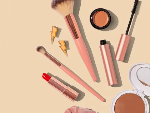 Walmart Beauty Box: Seasonal Samples for $5