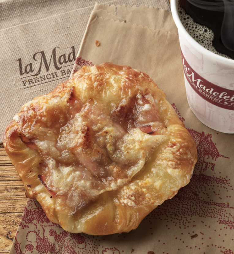 la Madeleine Free Pastry or Cake Slice