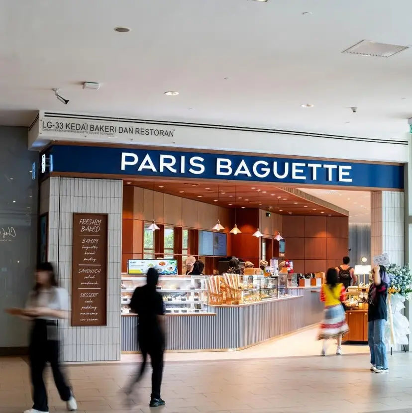 Free Pastry With a Drink at Paris Baguette on Halloween